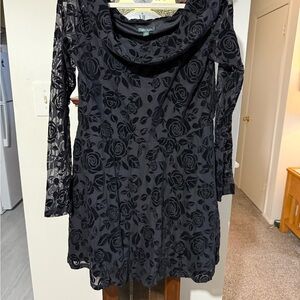 Wild Fable Black Rose Pattern Long Sleeve Dress